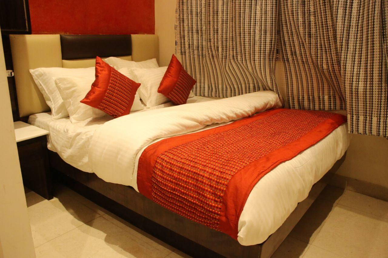 Hotel Snow White Inn นิวเดลี ภายนอก รูปภาพ